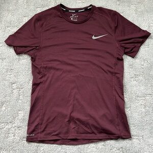 Mike running shirt, men’s small